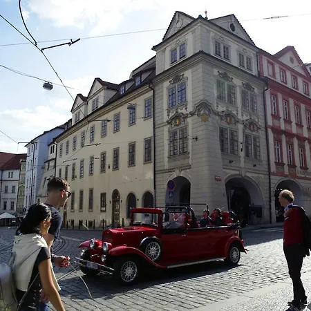 St Nicholas Hostel *