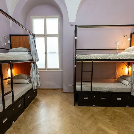 Hostel St Nicholas Praga